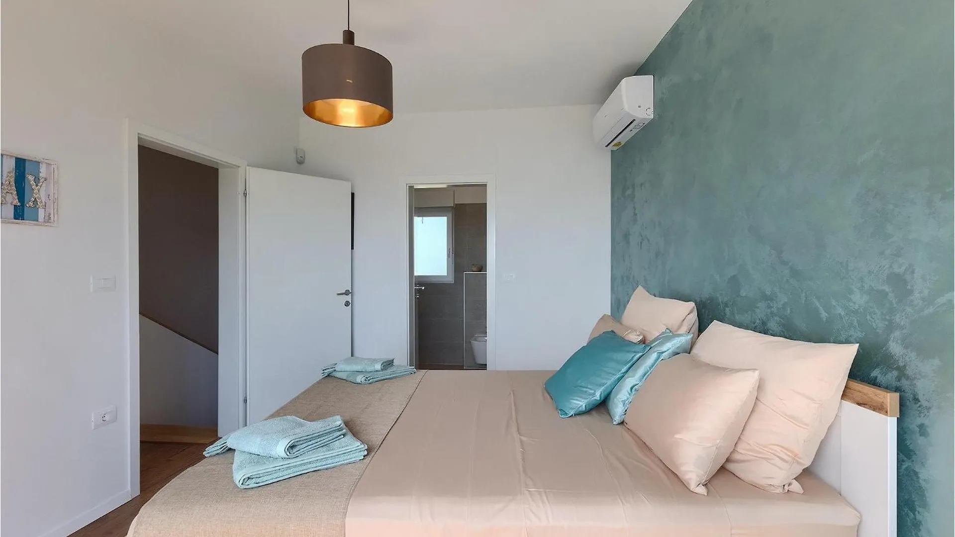 Villa Serenita Medolino 0*,  Croazia
